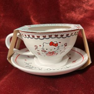 NWT Hello Kitty Tea Cup and Saucer Set
